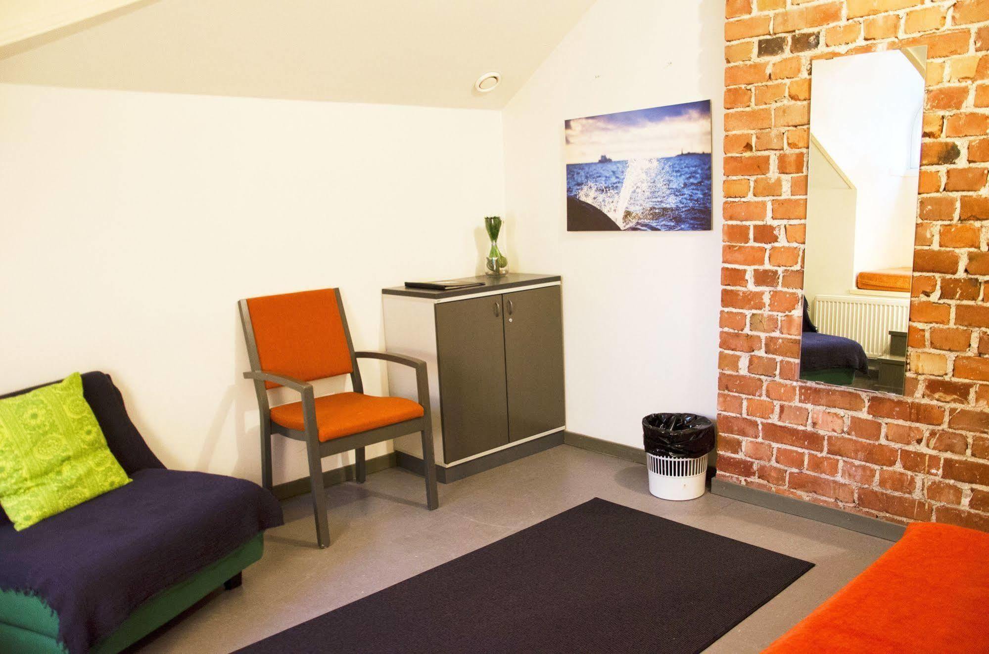 Hostel Suomenlinna Helsinki Exterior photo